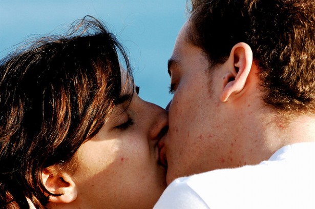 Romantic Questions for Couples - Romantic Couple Kissing