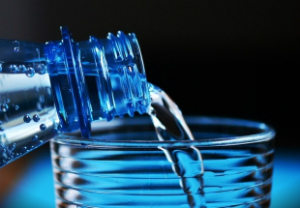 UTI Symptom Relief – The Basics of Home Treatment - UTI Symptom Relief Help - Drinking Water